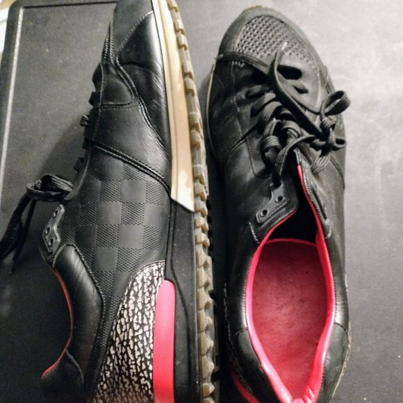 LV sneaker size 11.5 US  (LV 10.5) - Picture 2 of 9